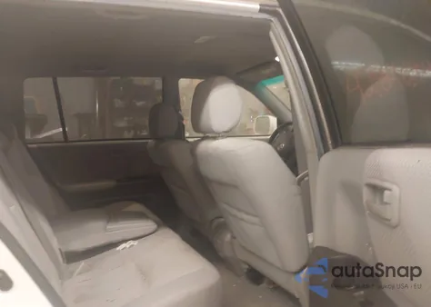 2006 Toyota Highlander V6 z USA, uszkodzony, nr VIN JTEHP21A060172941